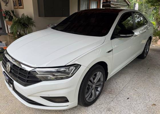 VOLKSWAGEN JETTA 1.4 250 TSI TOTAL FLEX R-LINE TIPTRONIC